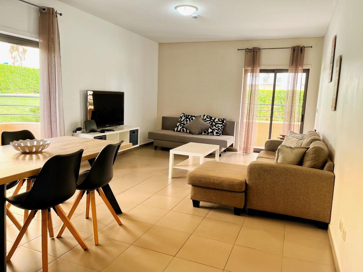 Awesome Apartment In Praia Da Rocha Portimão Exterior foto
